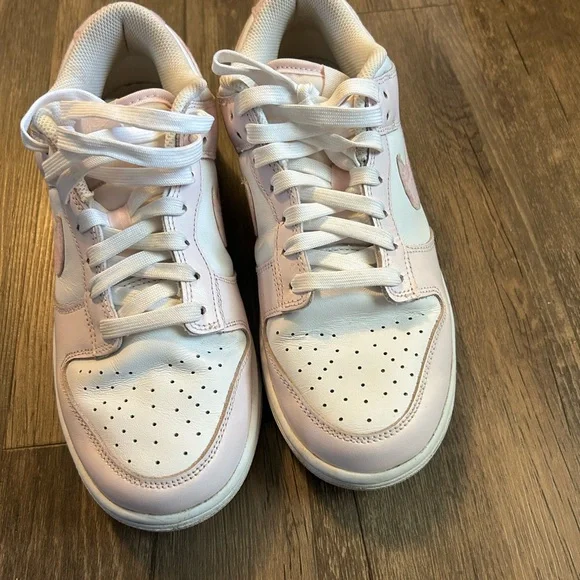 Nike Women's Sneakers in Cream and Pink - Picture 2 of 2